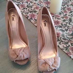 Fioni, Cream colored platform peep-toe heels (suede like), size 5.5W